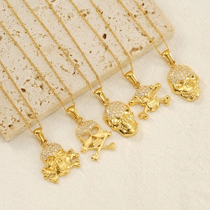 Collier Pendentif Tête De Mort Os Croisés Acier Inoxydable Plaque Or 18K Strass Hip Hop Gothique Bijoux Homme Femme