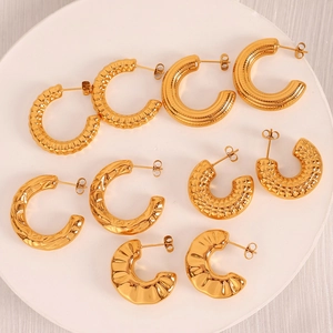 Vintage Gold Titanium Steel C-Shaped Hoop Earrings For Women Lightweight Textured Geometric Open Hoop Jewelry Gift