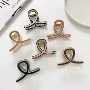Korean Style Striped Acrylic Hair Claw Clip Elegant Geometric Hairpin Women Girls Simple Hair Accessories Half Up