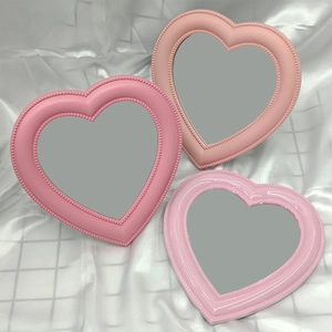 Heart Shaped Vanity Mirror Plastic Beaded Edge Desktop Wall Mounted Aesthetic Cosmetic Mirror For Tabletop Decoration