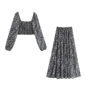 Top Crop Arricciato In Chiffon E Gonna Lunga Ad A Maniche A Lanterna Stampa Floreale Scollo Quadrato Vintage