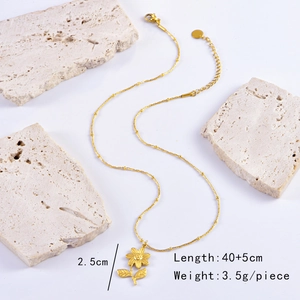 Detailed view of sunflower pendant size measurements with length and weight info