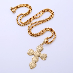 Gold-plated stainless steel cross pendant necklace with heart textures and box chain
