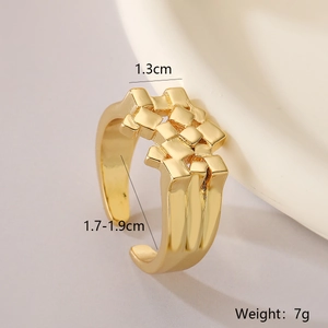 Macro shot of gold-plated geometric woven ring detailing dimensions and 1.3cm width