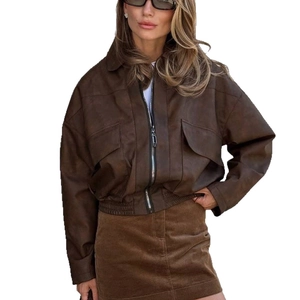 Giacca bomber vintage in ecopelle marrone scuro con cerniera e bordo a coste da donna