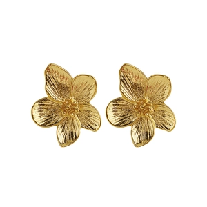 French vintage golden petal stud earrings in stainless steel with a metallic textured finish