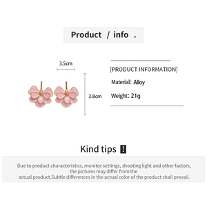 Detailed view of pink double-layer flower earrings with size and alloy material info