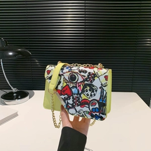 Women Graffiti Print Crossbody Bag PU Leather Pop Art Style Small Square Shoulder Bag With Gold Chain Strap