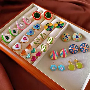 Vintage Heart Flower Enamel Earrings With Silver Earring Post Fashion Rhinestone Alloy Studs For Women