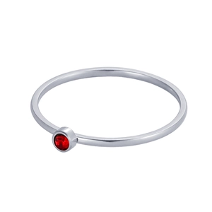 Bague minimaliste en argent avec pierre précieuse rouge ronde sertie clos
