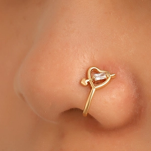U-shaped heart non-piercing gold nose clip with rectangular zircon stone inlay