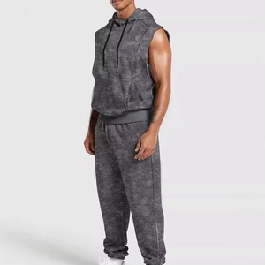 Ensemble urbain pour homme avec sweat à capuche sans manches et pantalon gris délavé