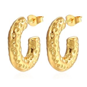 18K gold plated stainless steel C-shaped earrings with hammered oval texture design