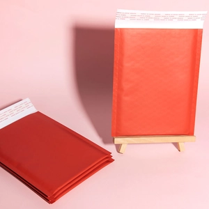 Red waterproof bubble mailer padded envelopes with self-adhesive strip for safe shipping