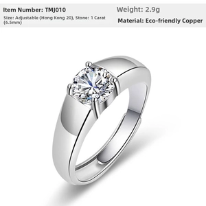 Close-up of 1 carat zircon silver ring with adjustable eco-friendly copper band