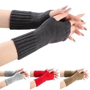 Guantes de punto sin dedos para invierno en colores gris oscuro, gris claro, rojo y caqui