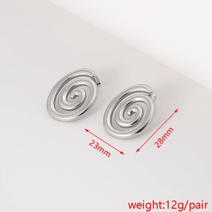 Detailed size chart of textured metal flower stud earrings showing 23x28mm dimensions