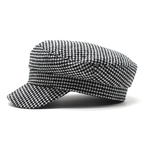 Casquette militaire classique à motif pied-de-poule en tweed noir et blanc
