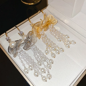 Elegant long tassel pearl earrings with zircon in gold and silver plating finish