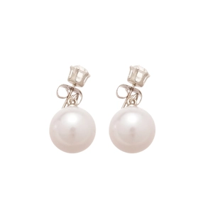 Minimalist silver needle earrings with zircon and white pearl in a classic drop design
