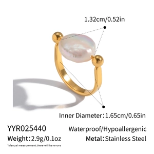 Detailed size specifications for the 18K gold plated stainless steel baroque pearl ring