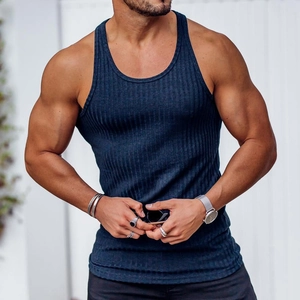 Débardeur homme bleu foncé en maille côtelée extensible, coupe ajustée pour fitness et sport