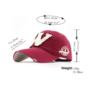 Casquette de baseball en coton bordeaux avec patch W et logo latéral brodé style vintage