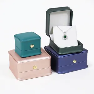 Elegant Crown Rhinestone Jewelry Box Plastic Storage Case For Ring Necklace Bracelet Pendant Gift Packaging Jewelry Box