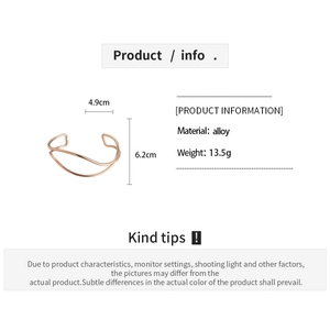 Detailed size specifications of minimalist rose gold wavy double-layer open bangle