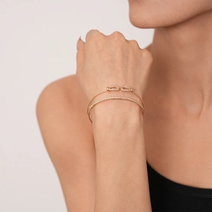 Double-layer zircon horse-bit bangle in 18K gold finish for women's elegant fashion