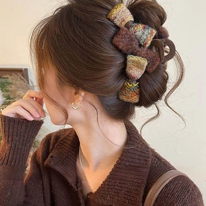 Pince à cheveux en tweed marron pour femme style vintage élégant pour cheveux épais