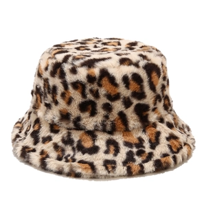 Classic leopard print faux fur bucket hat with warm plush lining for women outdoors