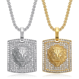 Collier Pendentif Tête de Lion Hip Hop pour Hommes Acier Inoxydable Strass Sertis Portrait de Lion Médaille Carrée Chaîne de Boîte Bijoux