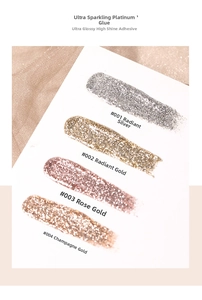Détail de quatre couleurs de vernis gel pailleté platine argenté et doré brillant
