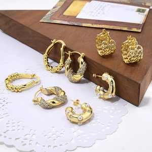 Copper Hoop Earrings Gold Plated With Zircon And Artificial Pearl Fashion U-Shaped Twisted Hollow Jewelry For Women
