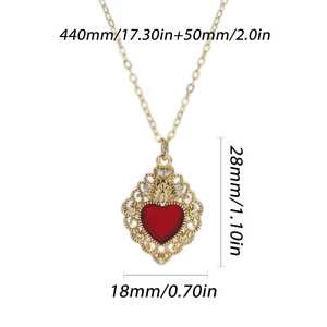 Detail view of heart pendant with size labels 28x18mm and 440+50mm chain length