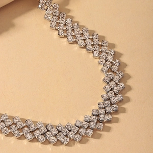 Luxurious multi-layer silver choker necklace with sparkling rhinestones for women