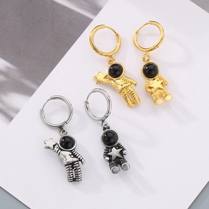 Minimalist stainless steel astronaut hoop earrings in gold and silver finishes for unisex