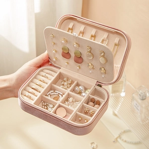 Pink velvet portable jewelry organizer with zipper for rings, earrings and necklaces