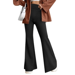 Elegantes pantalones de campana negros de talle alto para mujer con diseño ajustado moda