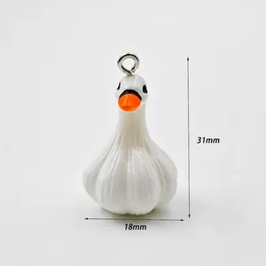 Detail view of 31mm garlic-shaped goose acrylic pendant with dimensions and metal ring