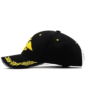 Cappellino baseball nero ricamo aquila russa con foglie di alloro sulla visiera
