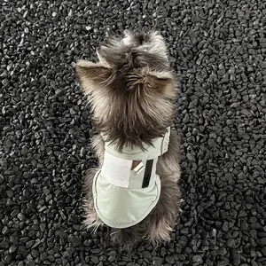 Gilet rafraîchissant pour chien vert clair avec maille respirante et fermeture éclair au dos