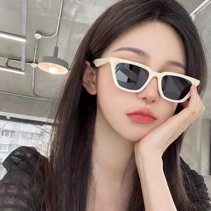 Fashion Square Sunglasses PC Frame UV400 Protection Outdoor Street Style Cat Eye Rectangle Shape Women Men