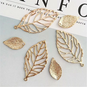Hollow Leaf Charms Zinc Alloy Metal Gold Plated Pendants For DIY Earring Bracelet Jewelry Making Antique Style