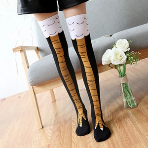 Chaussettes hautes amusantes pattes de poulet avec imprimé griffes créatif 3D pour femmes