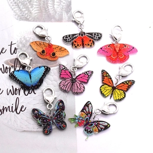 Butterfly Keychain Acrylic Printed Pendant With Heart Shaped Metal Clasp Colorful Glitter Bag Charm Vintage Accessory