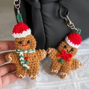 Handmade Crocheted Gingerbread Man Keychain Plush Doll Pendant Christmas Gift Festive Bag Accessory Decorative Toy For Kids