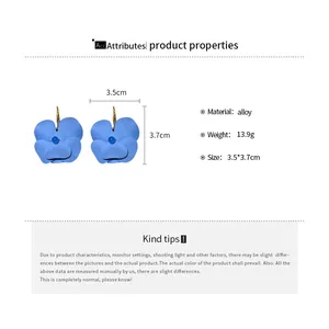Size guide for floral earrings: 3.5cm width, 3.7cm height, alloy material, 13.9g weight