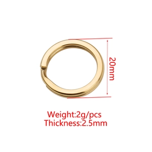 Detail showing 20mm golden split ring with 2.5mm thickness and 2g weight specs